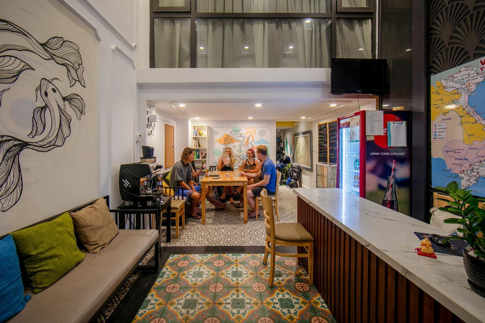 هانوي Downtown Hostel & Rooftop Bar المظهر الخارجي الصورة